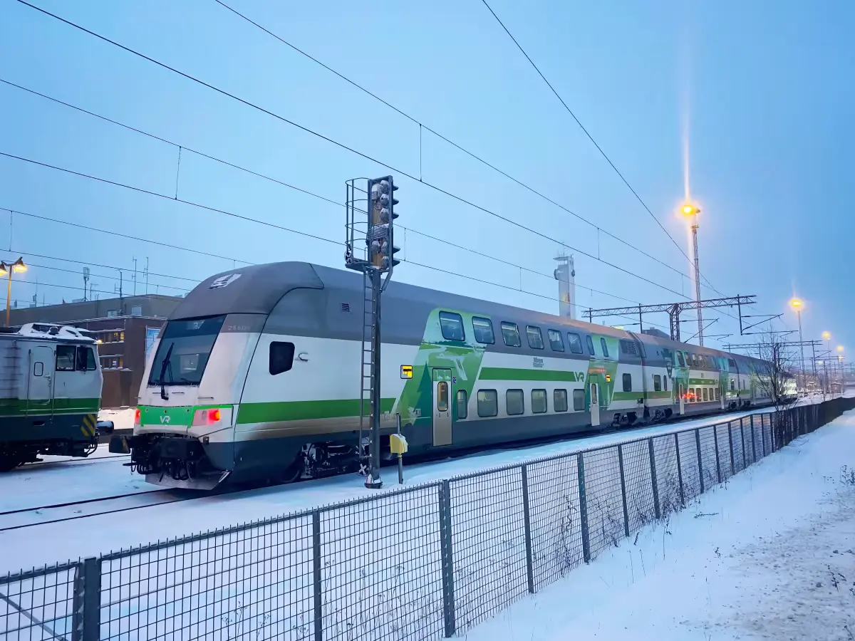 Pakkanen-myrsky häiritsee junaliikennettä Suomessa