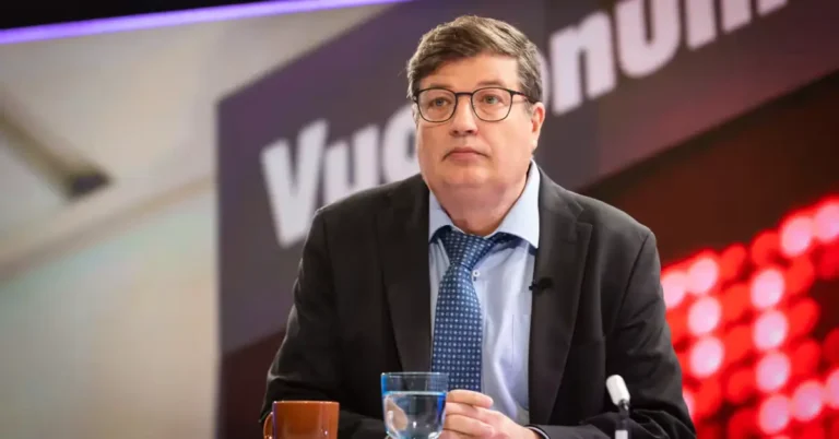 Arto Satonen sairaus ja polvileikkaus 2025