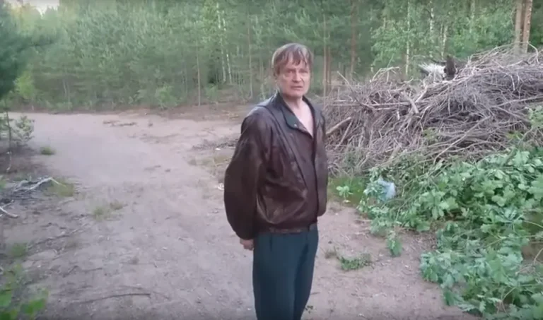 Kuka oli Risumies? Totuus viraali-ilmiön takana