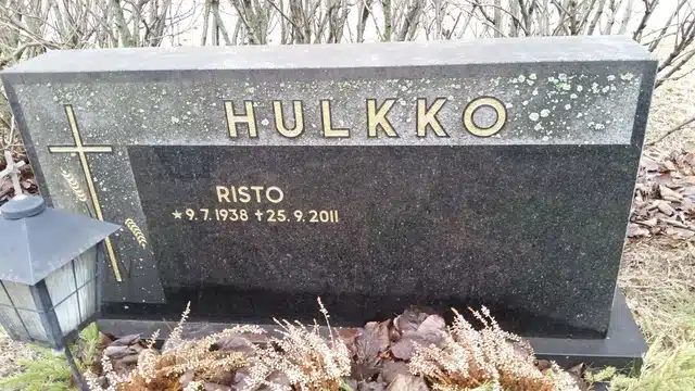 Risto Hulkko – Andy McCoyn isä