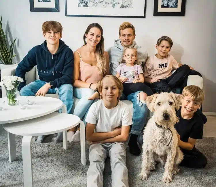 Konsta Hietanen lapset ja perhe-elämä Suomessa